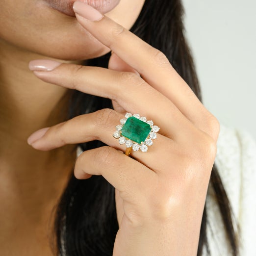 Zambian Emerald Halo Diamond Statement Ring in 18k Solid Gold Size 6 For Sale - Image 4 of 12
