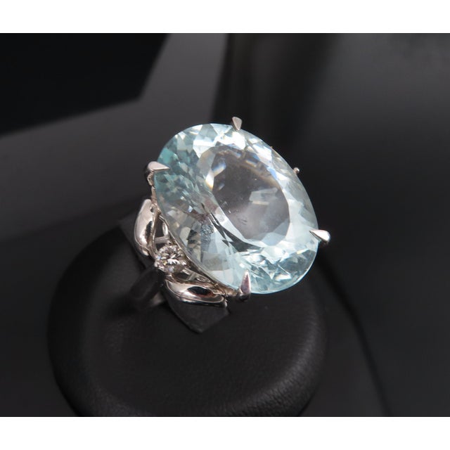 Late 20th Century Vintage 16.36ct Natural Aquamarine 0.20ct Diamond Platinum Ring, Size 8 For Sale - Image 14 of 18