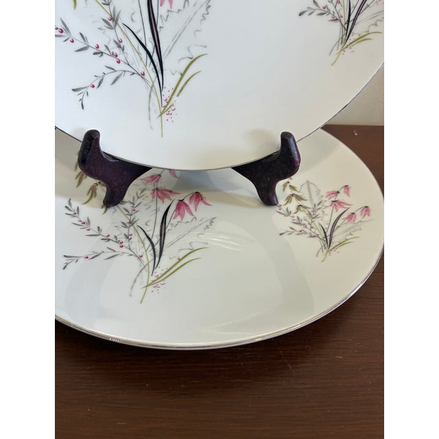 Vintage Royal Duchess Mountain Bell Pink Floral Dinner Plates, Set of 2 For Sale - Image 11 of 12