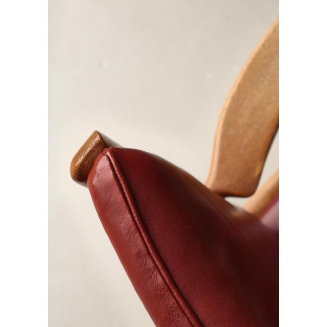 Wood Scandinavian Modern AP-16 Lounge Chair in Oak and Leather attributed to Hans J. Wegner for A.P. Stolen, 1950s For Sale - Image 7 of 18