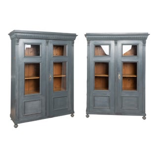 20th Century Pair of Blue Painted Pine Bookcases Display Cabinets For Sale