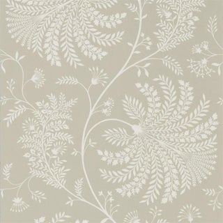 Sanderson Mapperton Wallpaper in Linen/Cream For Sale