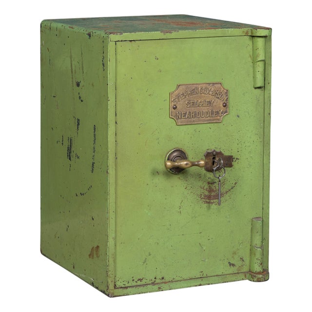 20th Century English Cast Iron Fireproof Safe by Stephen Cox & Son, Sedgley, 1930 For Sale