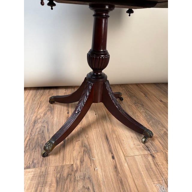 Brown Early 19th Century New York Classical Mahogany Astragal-End Work Table in the Manner of Duncan Phyfe, C. 1815–1825 For Sale - Image 8 of 9