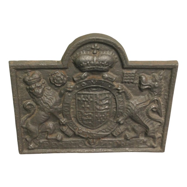 Large Iron Fire Back with Royal Crest and Motto, Late 19th Century For Sale