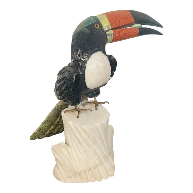 1960s Large Toucan Bird Semiprecious Stone Carved Bird Figurine For Sale
