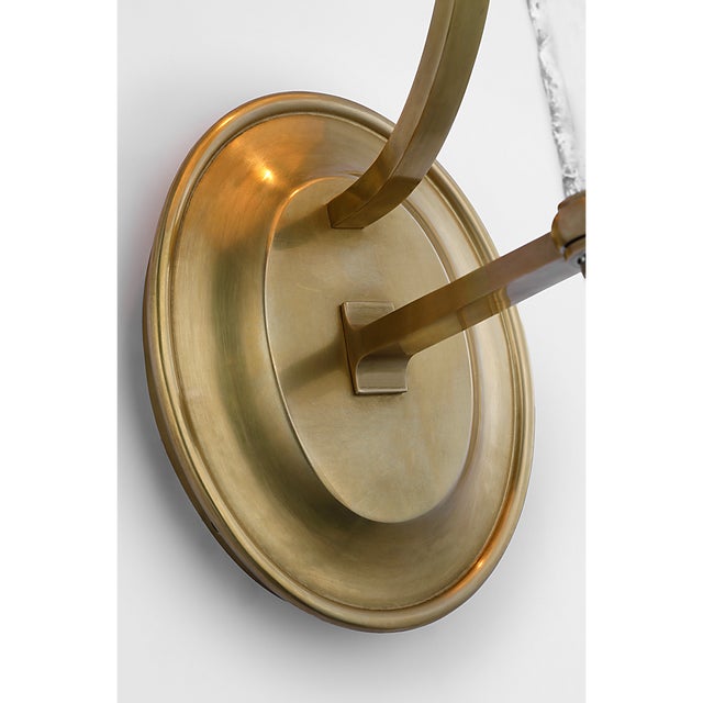 Brass Marie Flanigan for Visual Comfort Signature Abigail XL Sconce in Soft Brass and Clear Wavy Glass with Linen Shade For Sale - Image 8 of 10