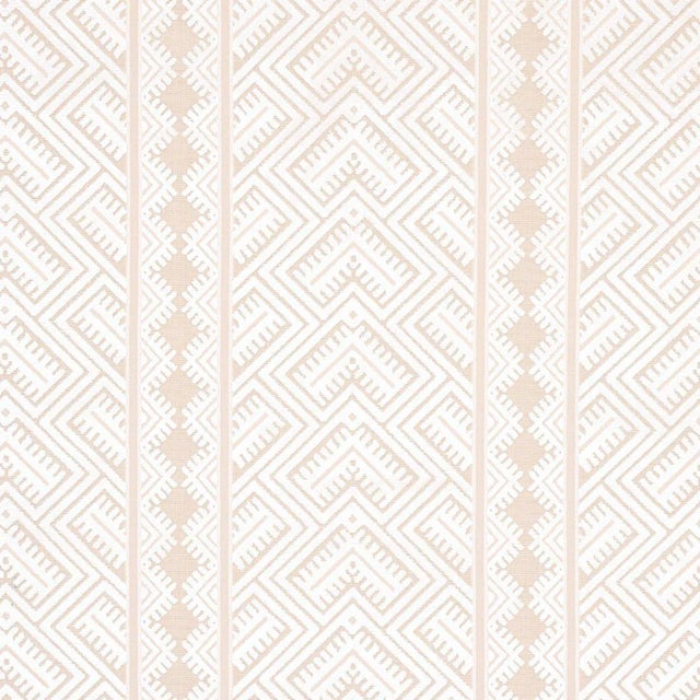 Sample - Schumacher Parvin Velvet Fabric in Pearl For Sale