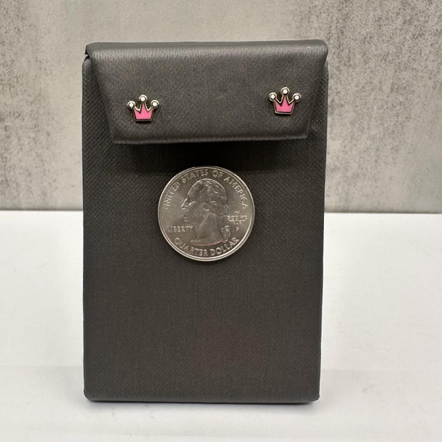 Enamel Crown Studs in 14kt Yellow Gold – Pink and White Enamel, 5.75mm Height, A Pair For Sale - Image 4 of 5