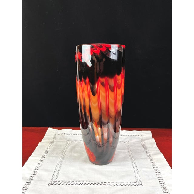 Fratelli Toso Large Mid-Century Fratelli Toso Murano "Fenicio" Flame Glass Vase For Sale - Image 4 of 12