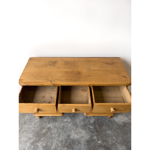 Wood 19th Century Pine Yorkshire Sideboard For Sale - Image 7 of 11