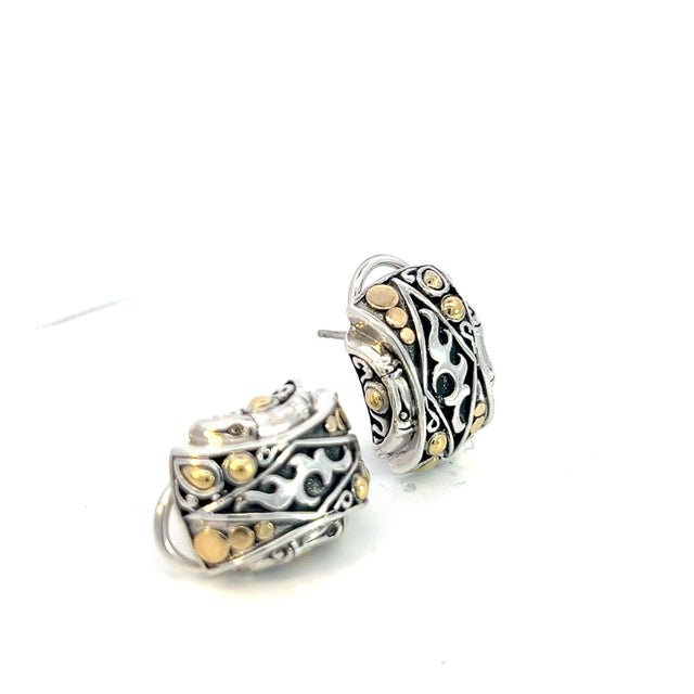 1990s Pair of John Hardy Estate Post Omega Back Earrings Sterling Silver 18k Yellow Gold For Sale - Image 4 of 6