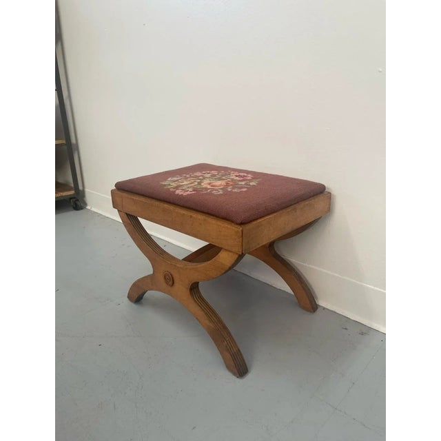 1970s 1970s Vintage Needlepoint Embroidery Footstool With Floral Motif For Sale - Image 5 of 10