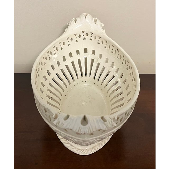 Cream Antique 18th Century English George III Creamware Reticulated Basket For Sale - Image 8 of 14