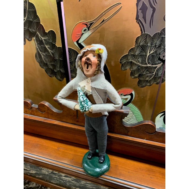 English Signed, Byers Choice Ltd, the Carolers 1987 For Sale - Image 3 of 13