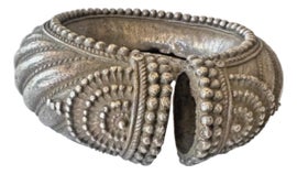 Example of Antique Silver Finish Jewelry and Accessories