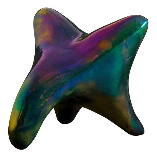 Mosquito Magenta Green of the Neo Habitat Sculptural Object by Caspi Ceramics Nl For Sale