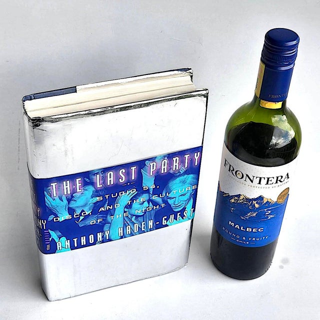 Silver 1997 1st Edition Book, "The Last Party: Studio 54, Disco, and the Culture of the Night", Anthony Haden-Guest, (Signed) For Sale - Image 8 of 16