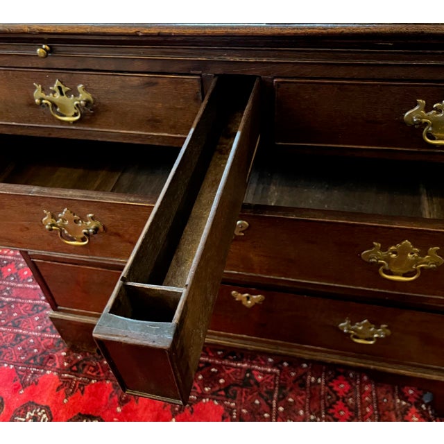 Brown 1780 George III Chest of Drawers on Bracket Feet With Brushing Slide & Secret Sovereign Drawer For Sale - Image 8 of 13