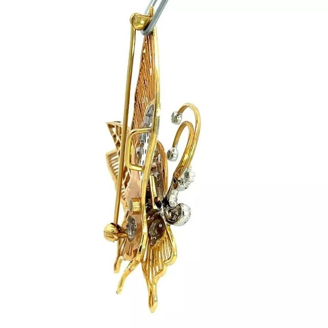 1990s Diamond 18k Butterfly Two Tone Gold Animated Moveable Pendant/Brooch For Sale - Image 5 of 9