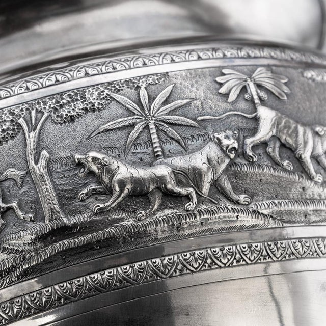 20th Century Indian Silver Bowl from Arachun - Parsrap, Calcutta, 1900s For Sale - Image 13 of 18