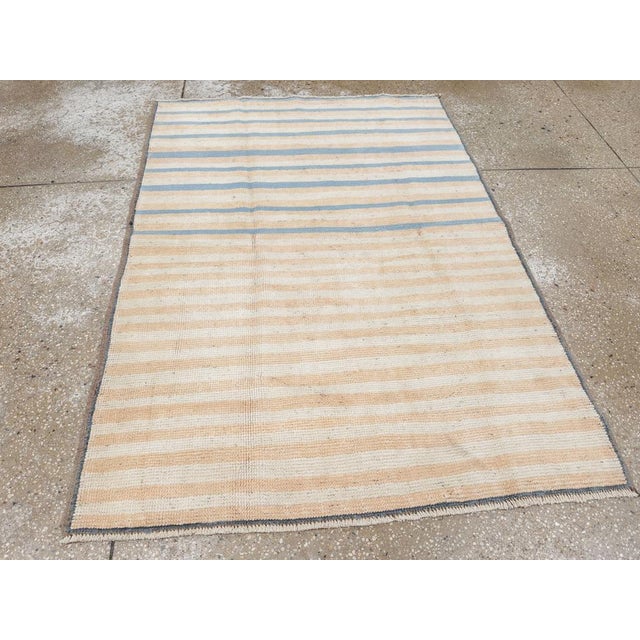Galerie Shabab Collection Mid-20th Century Turkish Anatolian Throw Rug For Sale In New York - Image 6 of 8