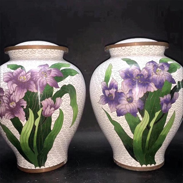 Pair of Vintage Cloisonné Enamel Iris Floral Lidded Jars / Tea Caddies For Sale - Image 12 of 15