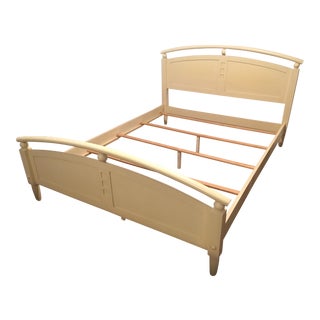 Ethan Allen American Dimensions Collection Queen-Sized Bed For Sale