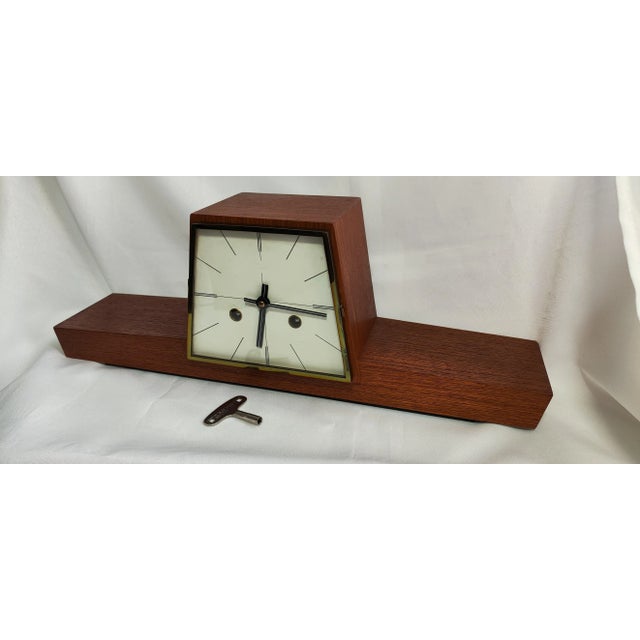 1960s 1965 Chime Windup Mantle Table Clock by Franz Hermle & Sons For Sale - Image 5 of 6