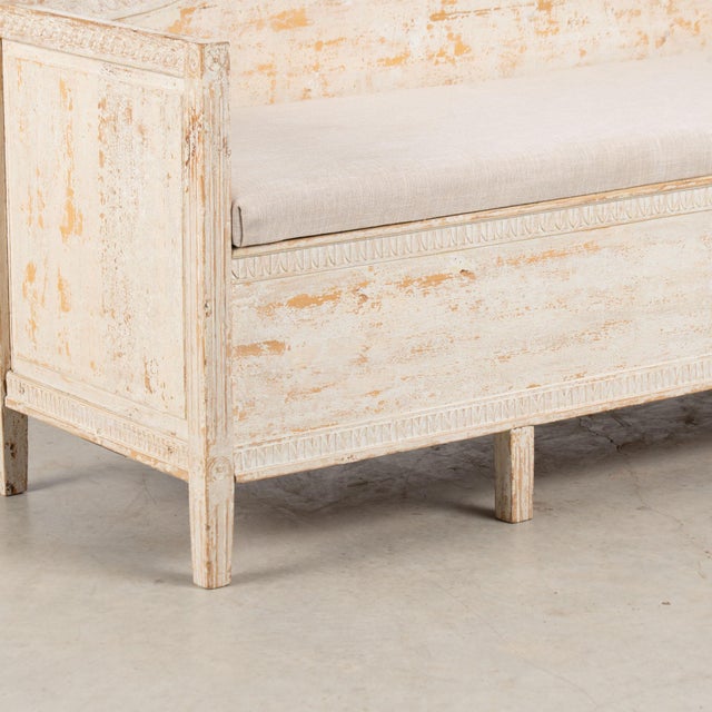 19th Century Swedish Antique White Painted Pine Gustavian Bench With Griffins For Sale - Image 13 of 17