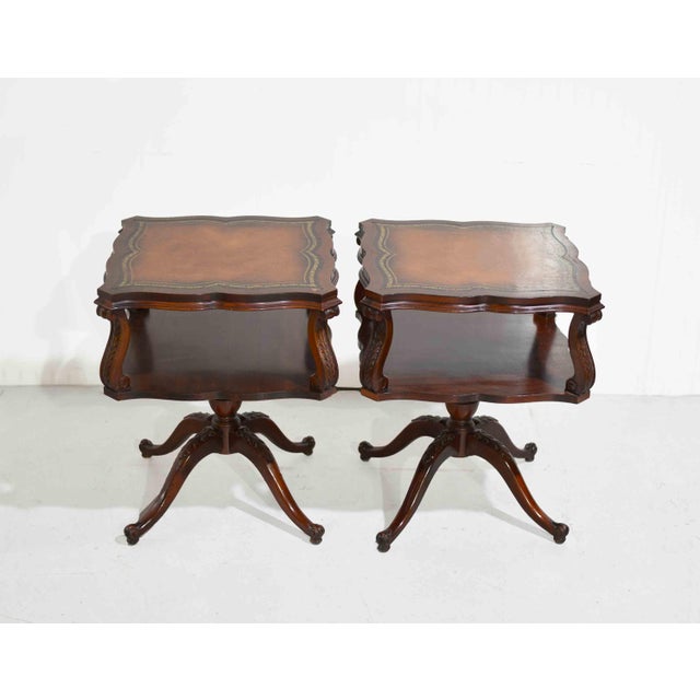 1950s Georgian Revival Leather Mahogany Occasional Tripod Tables by Venice Furniture Novelty Manufacturing Co.Chicago For Sale - Image 4 of 13