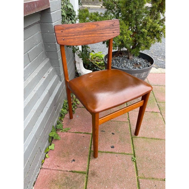 Mid-Century Modern 1960s Vintage Mid-Century Modern Danish Style Chair, Brown Vinyl Seat, VGC For Sale - Image 3 of 5