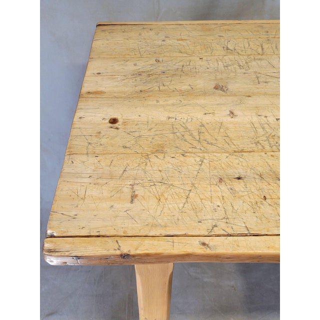 Antique Circa 1900 French Light / Bleached Pine Rustic Farmhouse Worktable Dining Table For Sale In Denver - Image 6 of 14