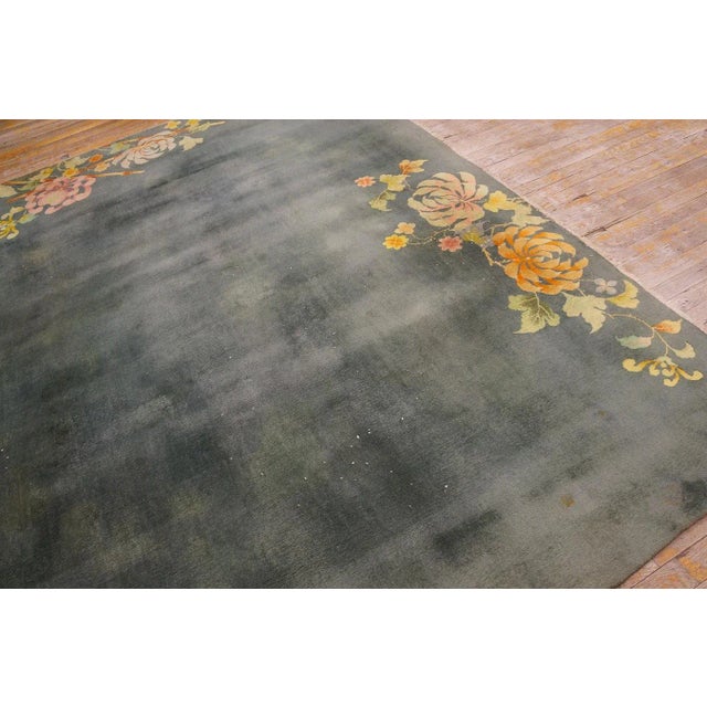 Textile 1930s Green Floral Minimalist Antique Chinese Art Deco Carpet 8'10" X 11'7" Knotted Wool Rug For Sale - Image 7 of 11