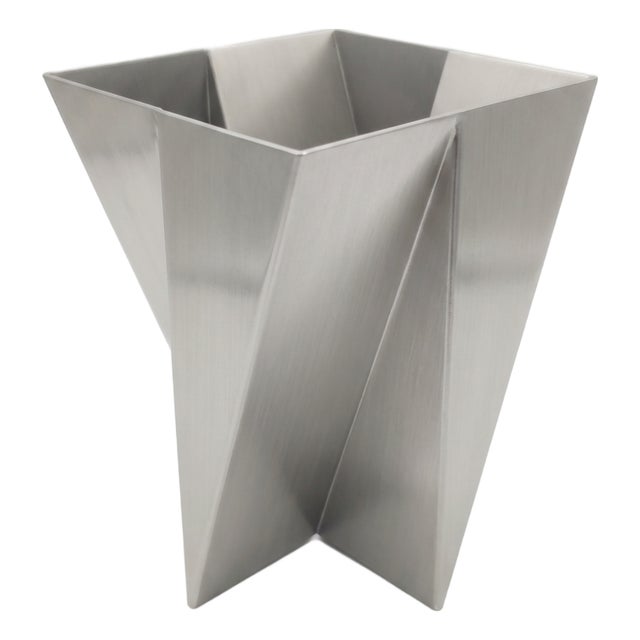 Robert Wyatt Vase by Dario Nasuti For Sale