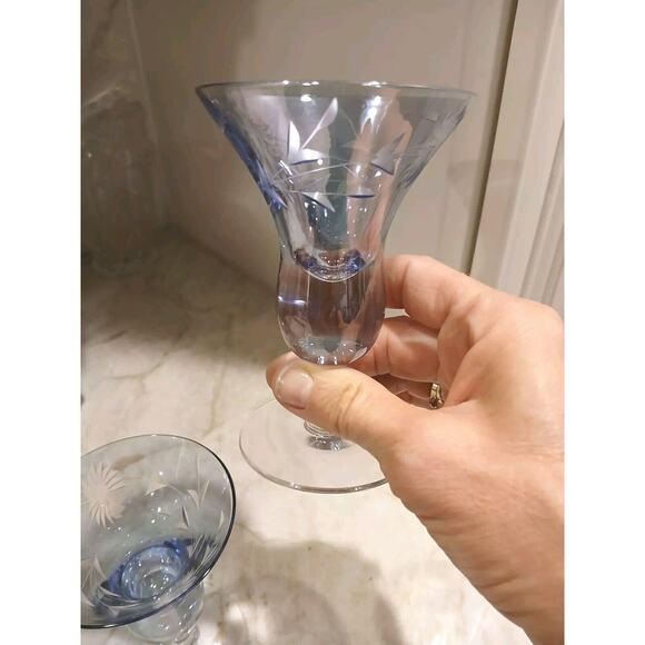Glass 1960s Mid Century Modern Murano Etched Cocktail Cordial Glasses 5" Blue Barware Hand Blown Floral - a Pair For Sale - Image 7 of 16
