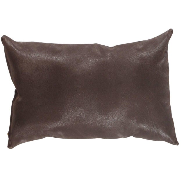 With luxurious PU leather front and 100% PU Leather backing ,this durable pillow pillow makes a refines accent . add a...