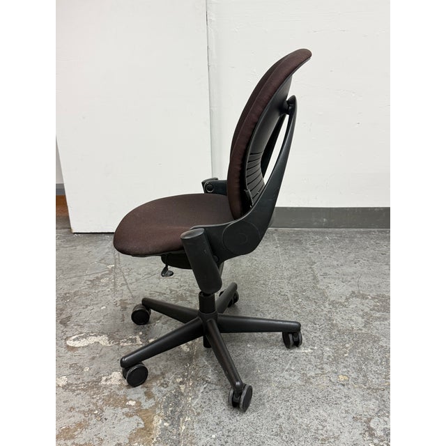 Steelcase Steelcase Leap Armless Office Chair For Sale - Image 4 of 12