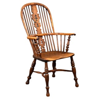 19th Century English Yew & Elm High Back Windsor Chair, 1820s For Sale