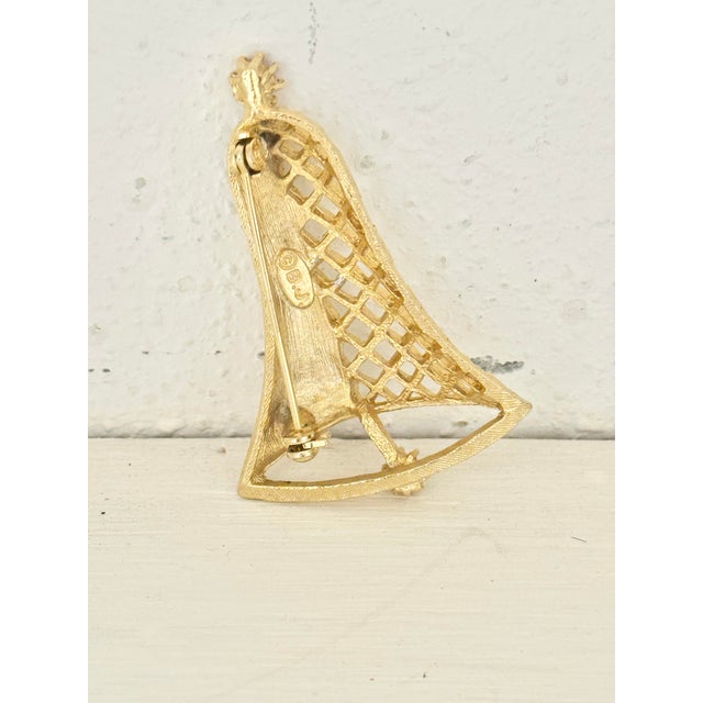 Vintage Rhinestone Christmas Bell Brooch For Sale In New Orleans - Image 6 of 8