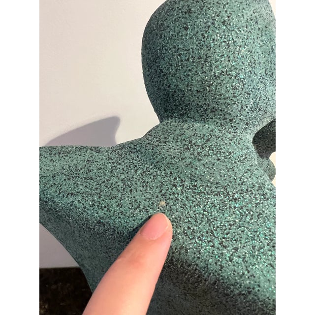 1980s 1980s Postmodern Memphis Figurative Teal Couple Sculpture For Sale - Image 5 of 12