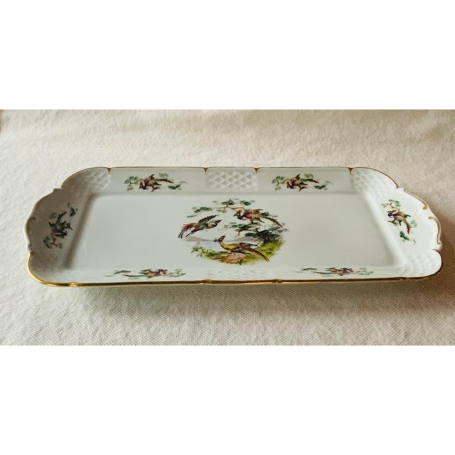 Boho Chic 1960s French Hand-Painted Porcelain Tray With Exotic Birds and Gilt Trim - SFP Foëcy For Sale - Image 3 of 18