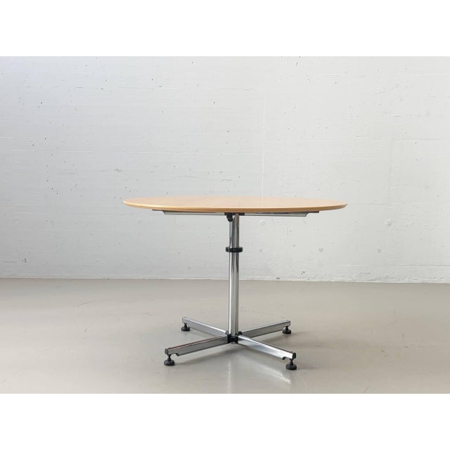 Classic Adjustable Usm Kitos Round Table in Beech from Usm Haller, 1990s For Sale - Image 10 of 14