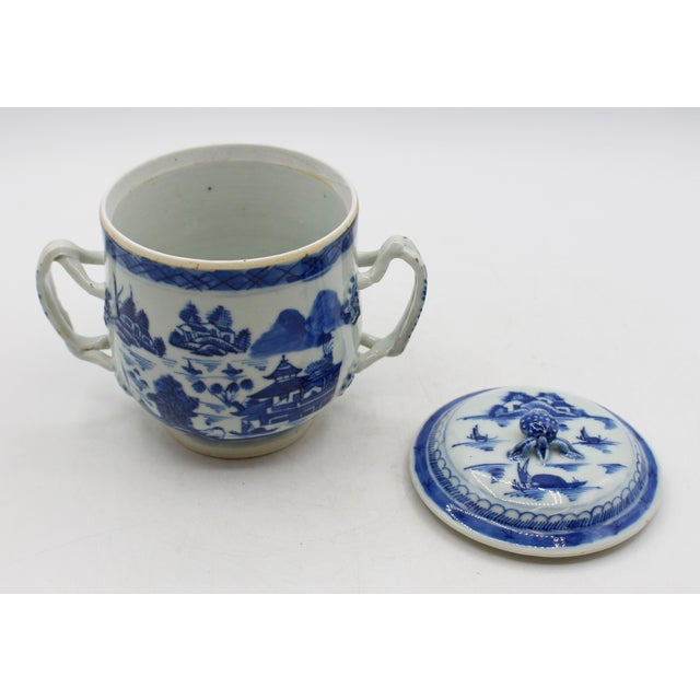 Early 19th Century Late 18th-Early 19th Century Blue Canton Chinese Export Covered Posset Pot For Sale - Image 5 of 10
