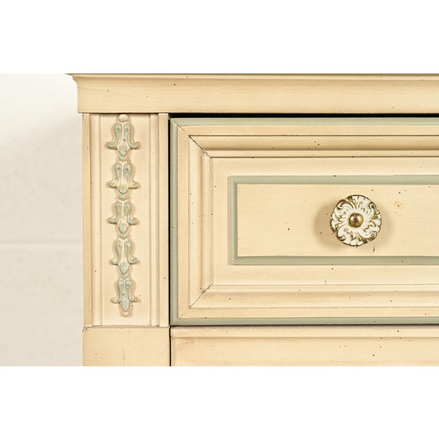 John Widdicomb Style French Regency Louis XVI Cream Lacquered Lingerie Chest or Semainier, Circa 1960s For Sale - Image 10 of 18