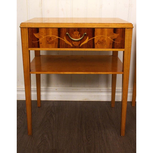 1940s Vintage Swedish Bedside Tables in Walnut and Birch, 1940s, Set of 2 For Sale - Image 5 of 14