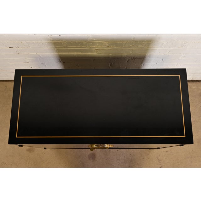 Black Drexel Heritage Hollywood Regency Chinoiserie Hand-Painted Black Lacquered Bar Cabinet For Sale - Image 8 of 12