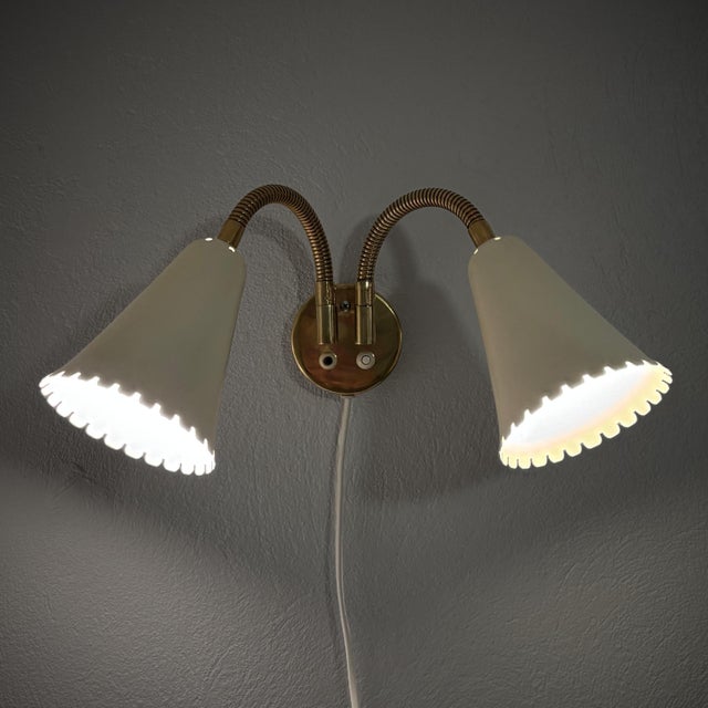 Mid-Century Modern Vintage 8661 Wall Lamp in Brass and Steel from Böhlmarks, Sweden, 1940s For Sale - Image 3 of 14