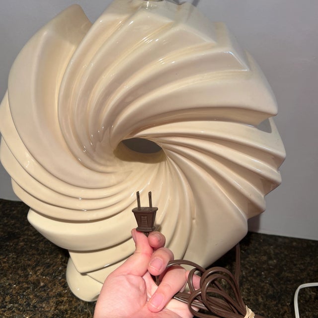 Postmodern 1980s Ceramic Swirl Lamp For Sale - Image 4 of 6