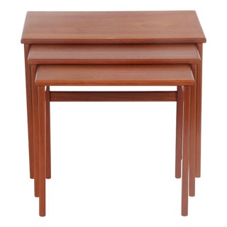 Danish Nesting Tables in Teak Wood, 1960s, Set of 3 For Sale